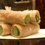 日本料理 たかむら - アスパラ湯葉揚げ・・。