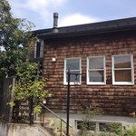 クアコーヒー - こちらが陶芸教室、コーヒー焙煎販売のある建物の全景です。洒落てますね。