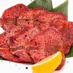 Yakiniku Honsei Takewara Honten - 塩タン850円