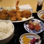 うおよし - フライ定食