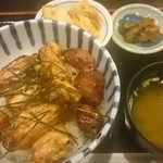 串焼 遊 - 焼鳥丼  620円