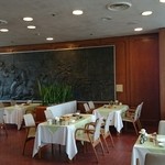 レストラン16 - １時を過ぎると空が多い