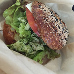 キッチン＆カフェ クリシュ - バジルチキンサンド