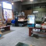藍ヶ江水産 地魚干物食堂 - 藍ヶ江水産 土産物販売スペース