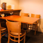 らぁ麺 とうひち - テーブル席！！(^o^)丿