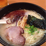 ikki - 一憙流ラーメン(2015.8)
マー油が入ってる！