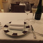 ル・ヴァンテール - テーブルセット