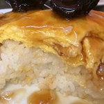 中華料理 唐韻 - 【2015年08月】天津飯、この厚めの玉子の層がタマリマセン(⌒-⌒)。