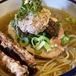 雨は、やさしく - トレードマークのレバーペーストです（2015年8月）。