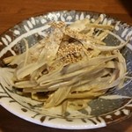 雨は、やさしく - ゴボウサラダです（2015年8月）。