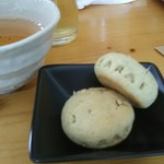 更來 - 蕎麦茶と蕎麦菓子。