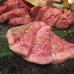 ホルモン焼肉　ぶち - 