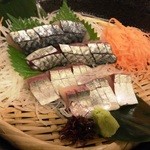 九州 熱中屋 - さば刺し（これで半身）