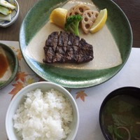 吉亭 - 昼の膳 牛づくし（2013年10月）