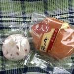 ふる川製菓 - 大福（108円）、栗どら焼き（151円）