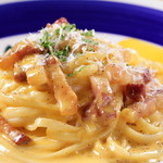 〔Carbonara 〕パンチェッタとパルメジャーノレッジャーノ こだわり卵のカルボナーラ