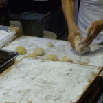 坂田屋とち餅店 - 昔ながらの手作り