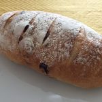 パン工房ペルミオ - クランベリーチーズパン220円