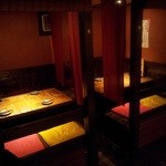 魚大将 うまかっぺや - 内観写真:個室調8席あります