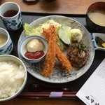 山里波 - 海老フライとハンバーグ定食