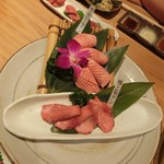 和牛 まつした - タン２種。極上厚切り塩タン、極上塩タン