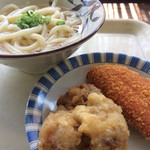 にしばた製麺 - かけ小 ハムポテトコロッケ とり天 380円