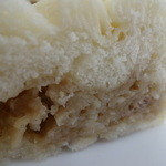 551蓬莱 本店 - 豚饅（断面）