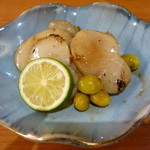銀座鮨 - 貝柱のバター焼き