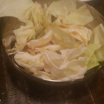口八町 - お通しのキャベツ