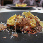 ビジュアル・香り・味わい・パーフェクトな一品☆ 2015年9月再訪：「 モッツァレラを包んだトルテッリ 」知多牛のラグーと秋トリュフ☆