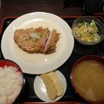 トラベルダイニング バディバディ - 日替わり定食（若鶏のみぞれ煮）2015年9月