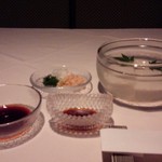 瀬里奈 - 期間限定の三之助豆腐の冷奴、その１です。