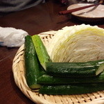 Jitokko Kumiai - 季節野菜2種のざる盛り