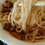 麺創 なな家 - 限定：鹿とすじ肉の赤ワイン煮アラビアータぶっかけ麺リフト