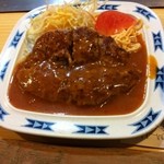 ステーキ宮川 - 料理写真:ハンバーグ定食 750円 サラダとスパゲティ