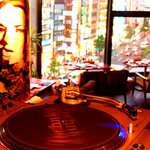 kawara CAFE＆DINING - ＤＪブースから流れるハイセンスＭＵＳＩＣ♪