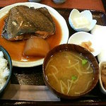 おおさわ - ランチ　カレイの煮付け