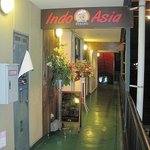 Indo Ajia Dainingu - 建物２Ｆにある看板です。かわいいシェフのイラストが目印！！