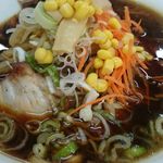 味の龍王 - 醤油ラーメン+チャーシュートッピング