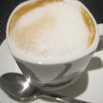 トラットリア ダイ パエサーニ - カプチーノ　￥500