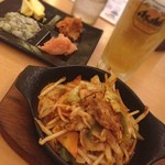 Raku Zen - 風呂あがりの豚キムチでカンペ〜( ^ ^ )/□
                      今日で食事制限終わりのはずだったのに、延長になったのは、こんなん食べてるからだね(^_^