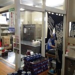 金婚亭 - 外観／漬け物ソフトクリームの売り場