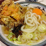 星のうどん - 【料理】ゲソかき揚げうどん ＋ 生卵 （昆布のサービスがあった頃）