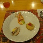 ペンションうーにー - 可愛い前菜達＆お洒落な食前酒