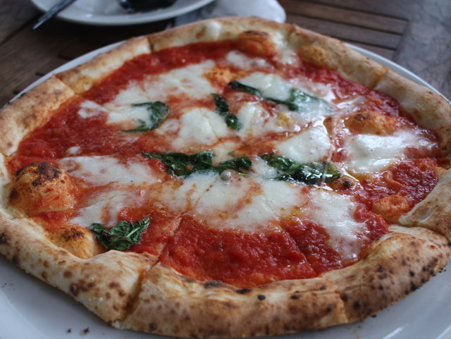ピッツァ サルヴァトーレ クオモ 四谷 Pizza Salvatore Cuomo 四谷 四ツ谷 ピザ ネット予約可 食べログ