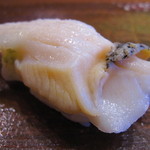 伊勢鮨 - 握り【旬（じゅん）】つぶ貝