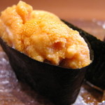 伊勢鮨 - 握り【旬（じゅん）】馬糞ウニ