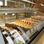 パティスリーシイヤ - ショーケース