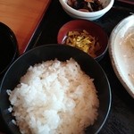 Rojji - ご飯、ひじきの煮物、漬物【2015-9】