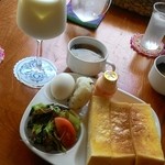 ルルツ - モーニング　600円